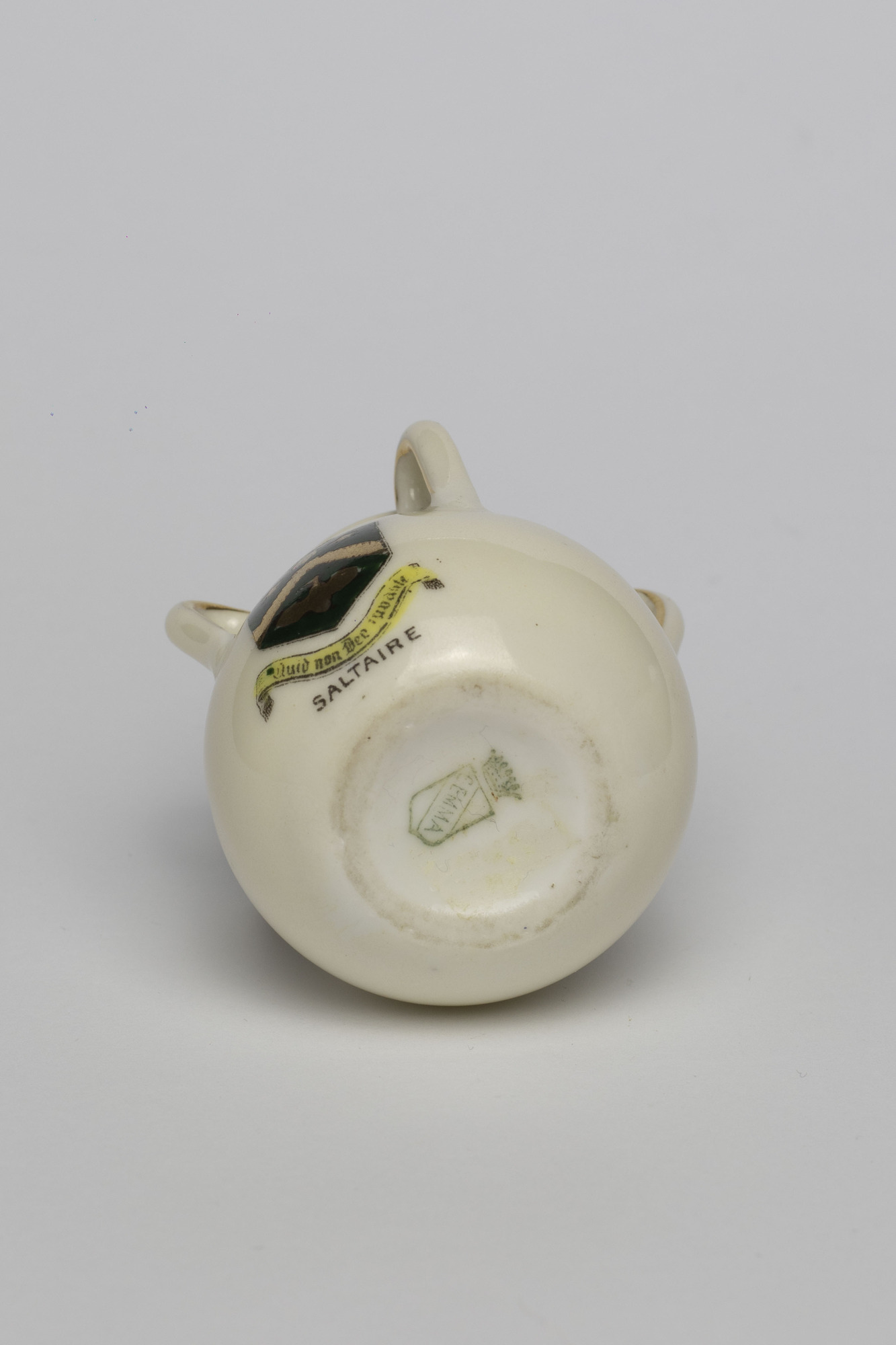 China ornament: base view