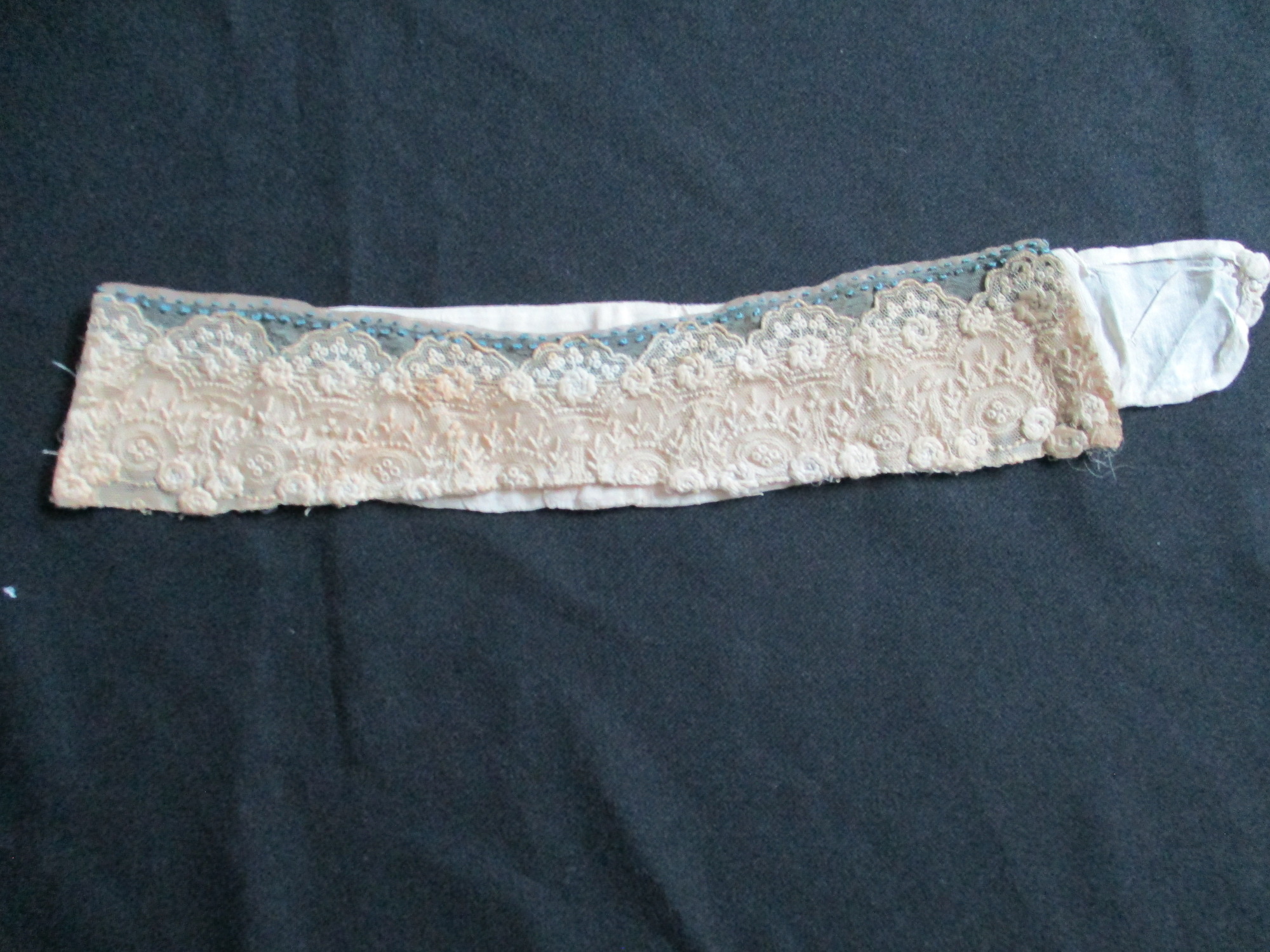 Lace Collar