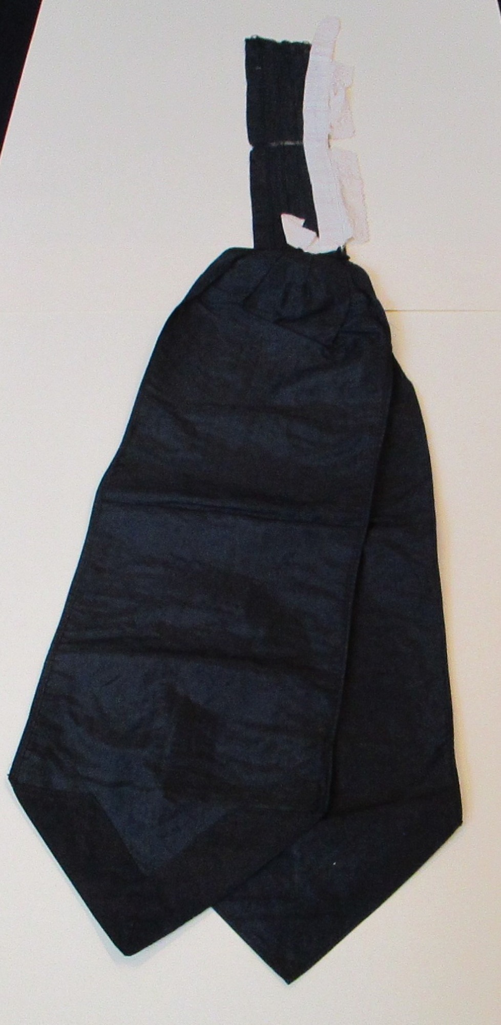 Mourning Collar and Sash: Mourning collar and sash. (ii)