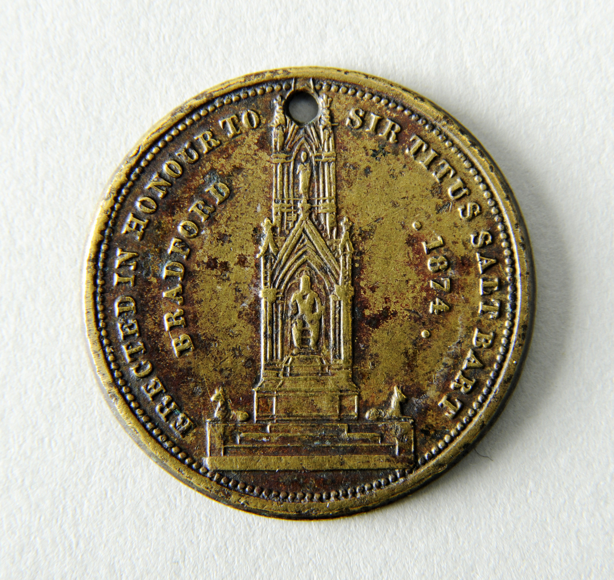 Salt medallion: Rear view
