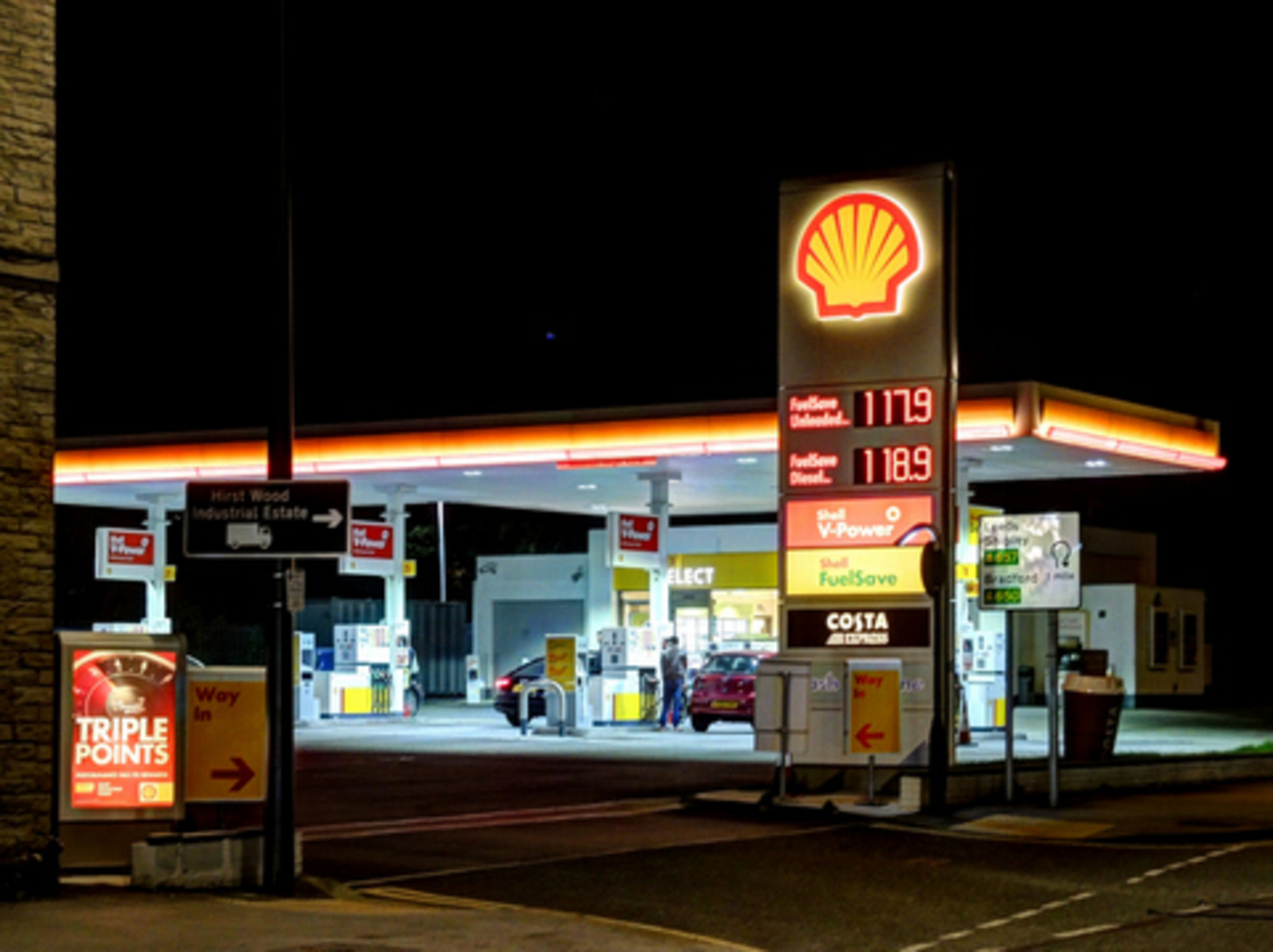 Petrol station (Shell) on Bingley Road