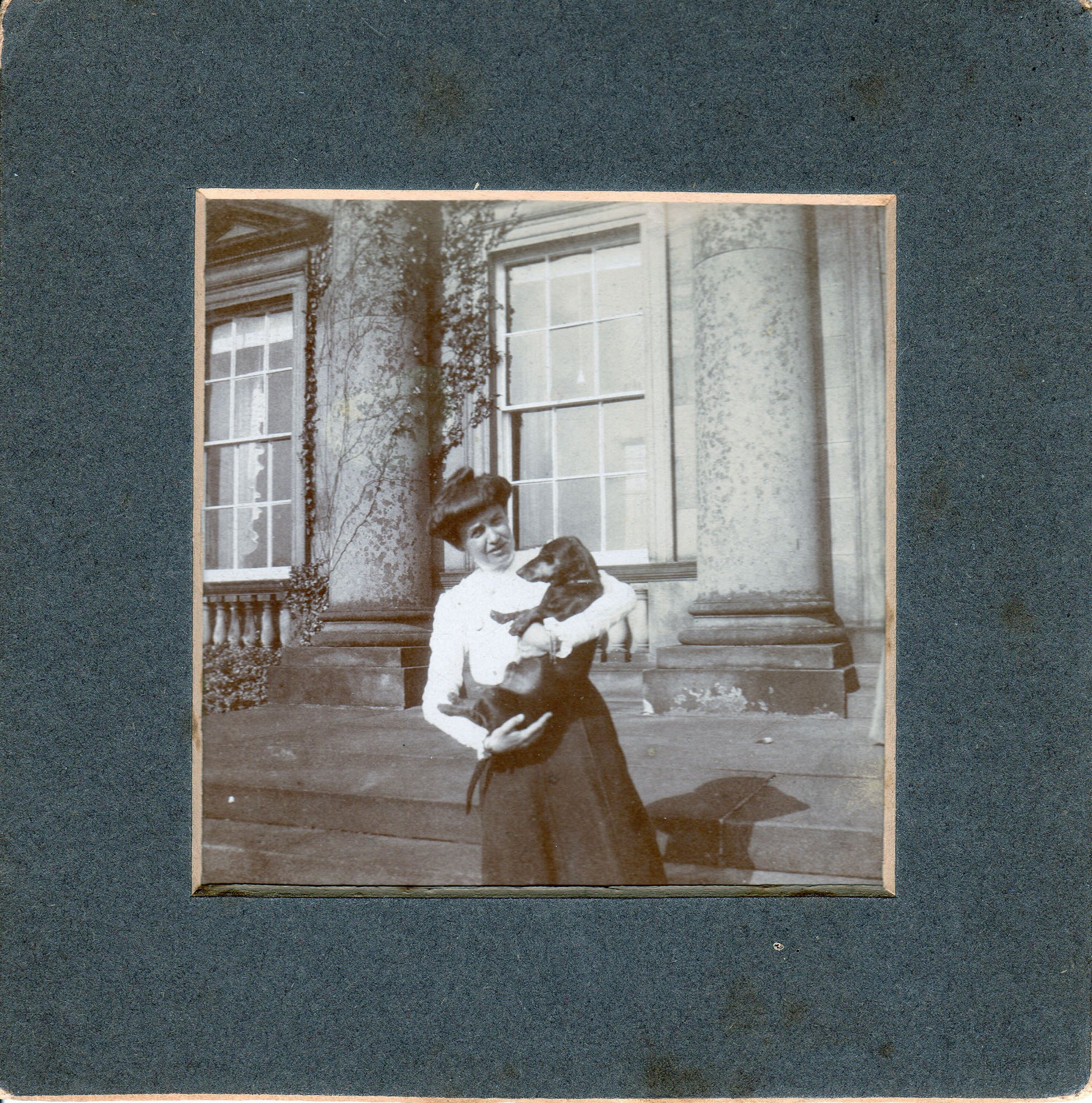 Photograph of Isabel Salt