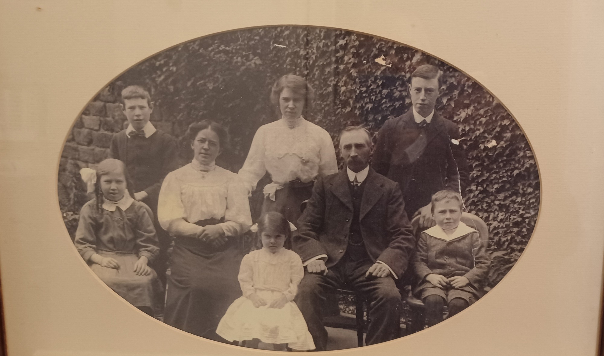 Robinson Family at Shipley Grange in 1911