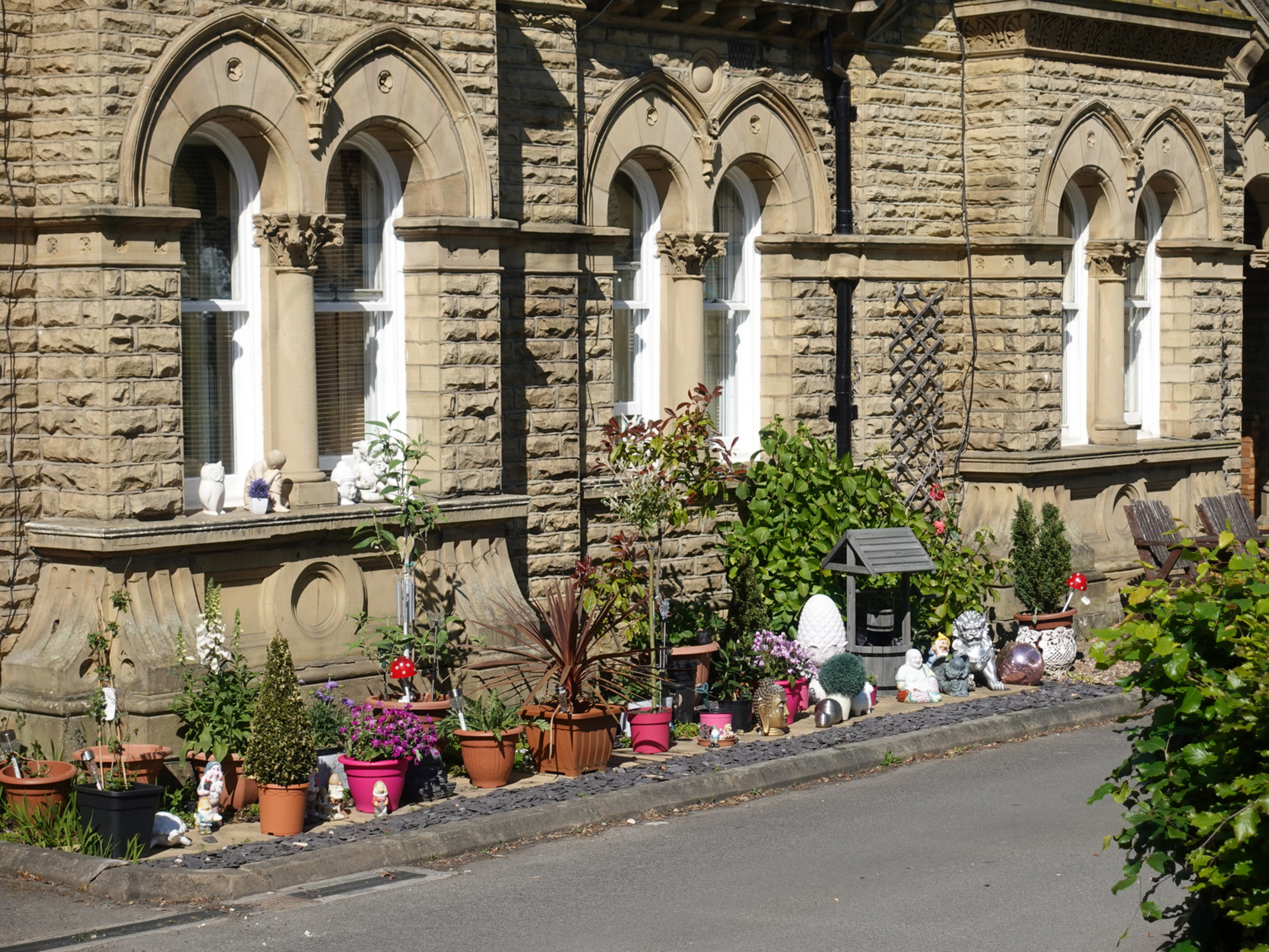 Saltaire Almhouses plants