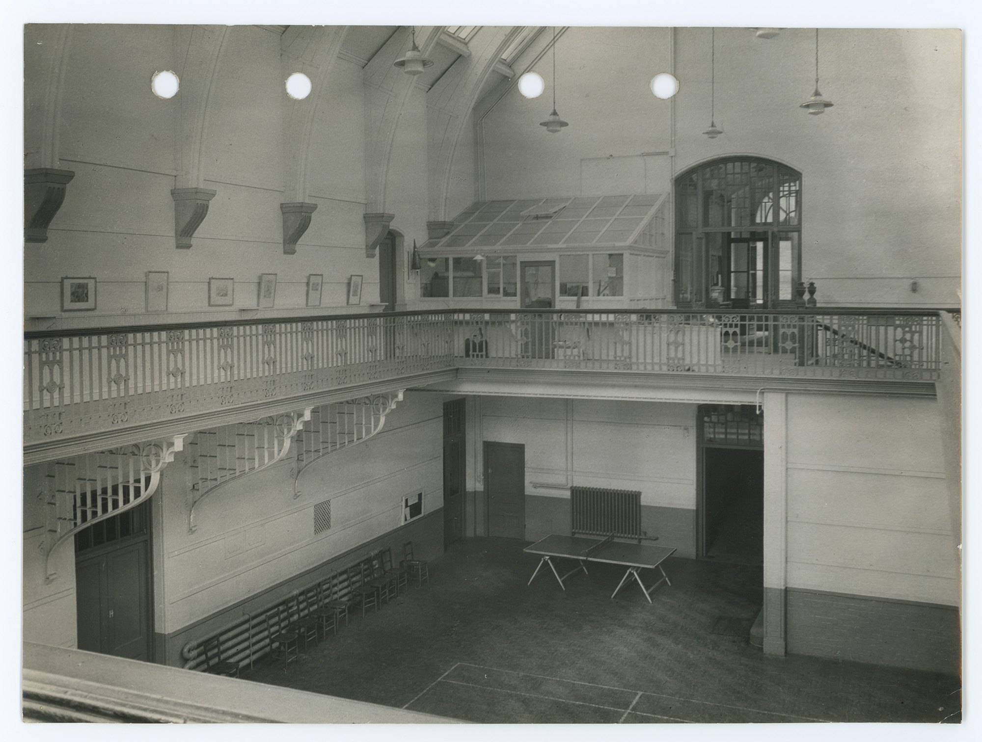 Shipley College photo (1948?) of downstairs (now refectory/ canteen)