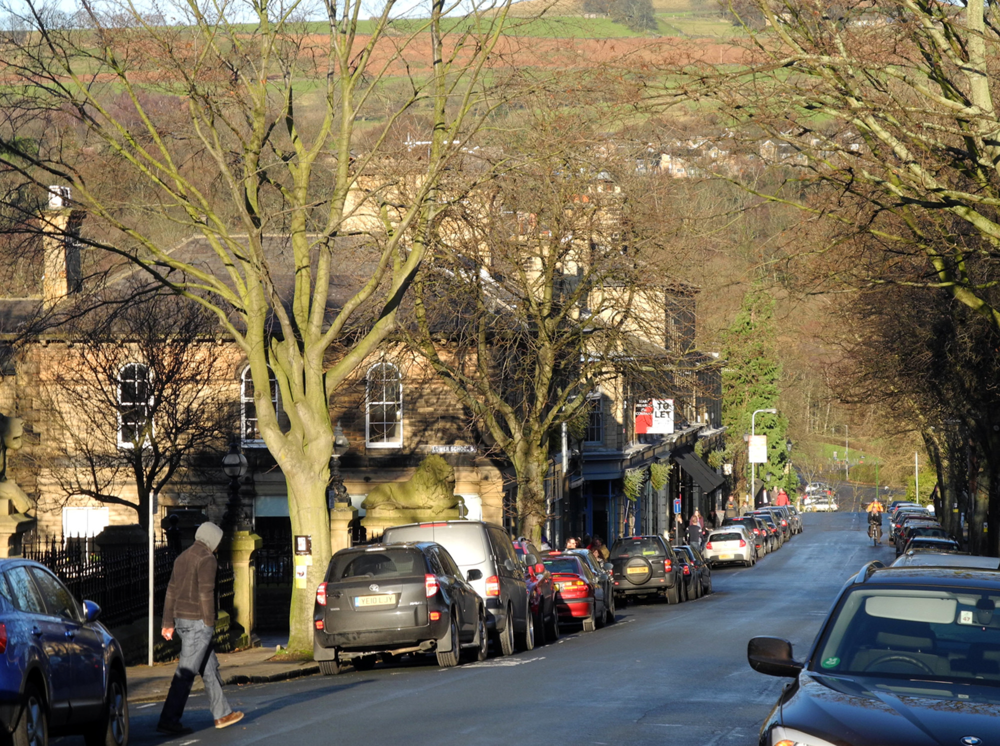 Victoria Road (at Lower School Street)