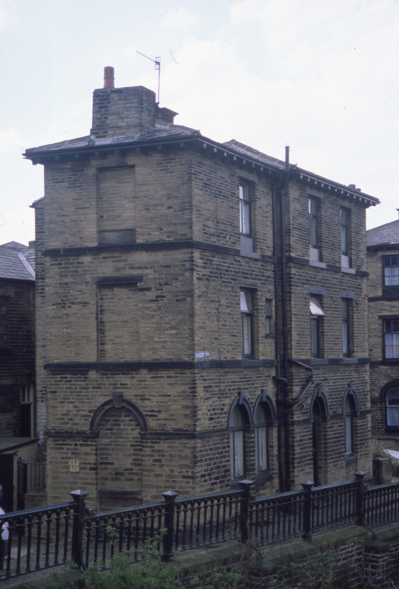 William Henry Street Boarding houses (38)